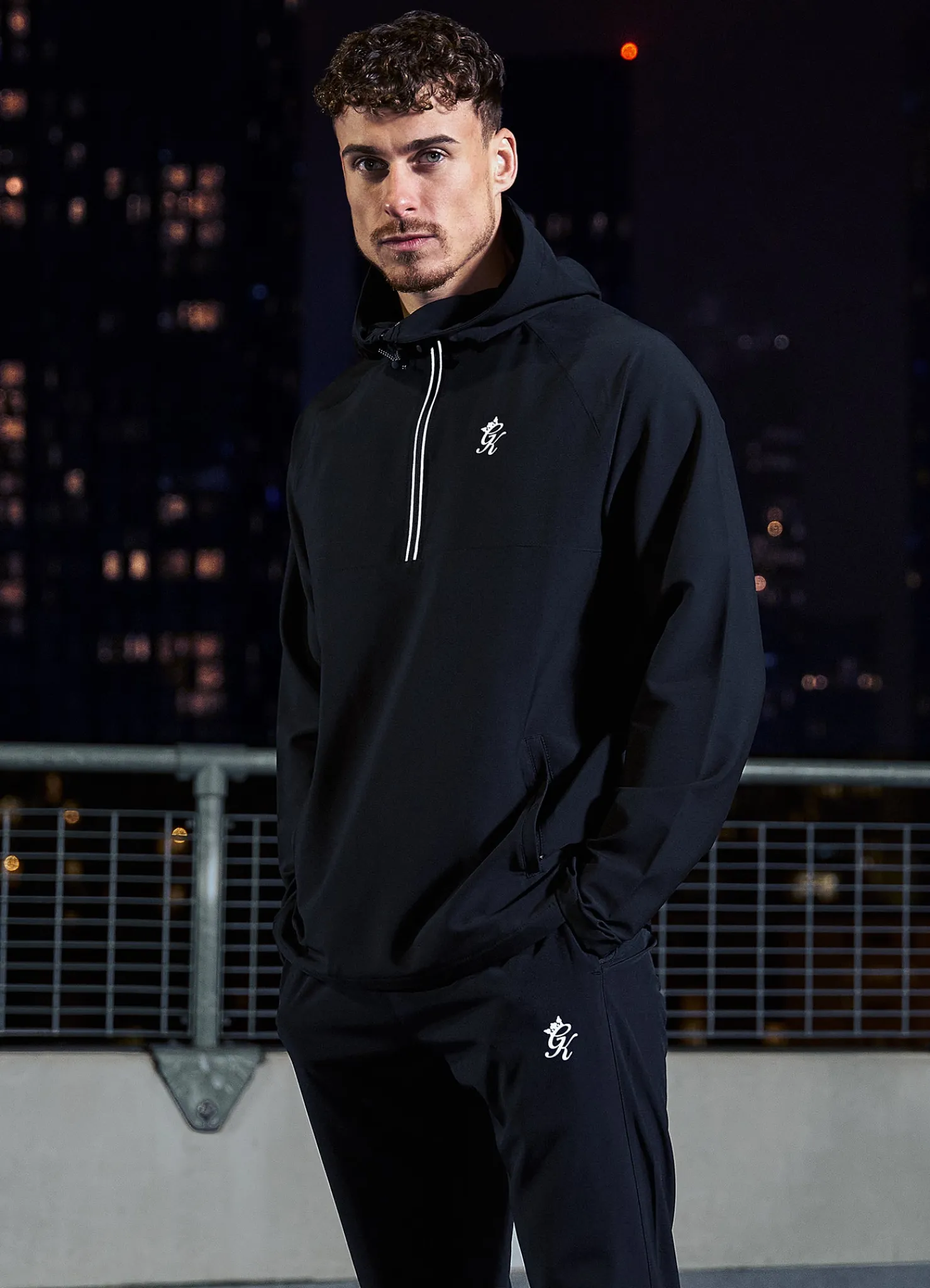 Tracksuit Tops<Gym King Deflect Overhead Black
