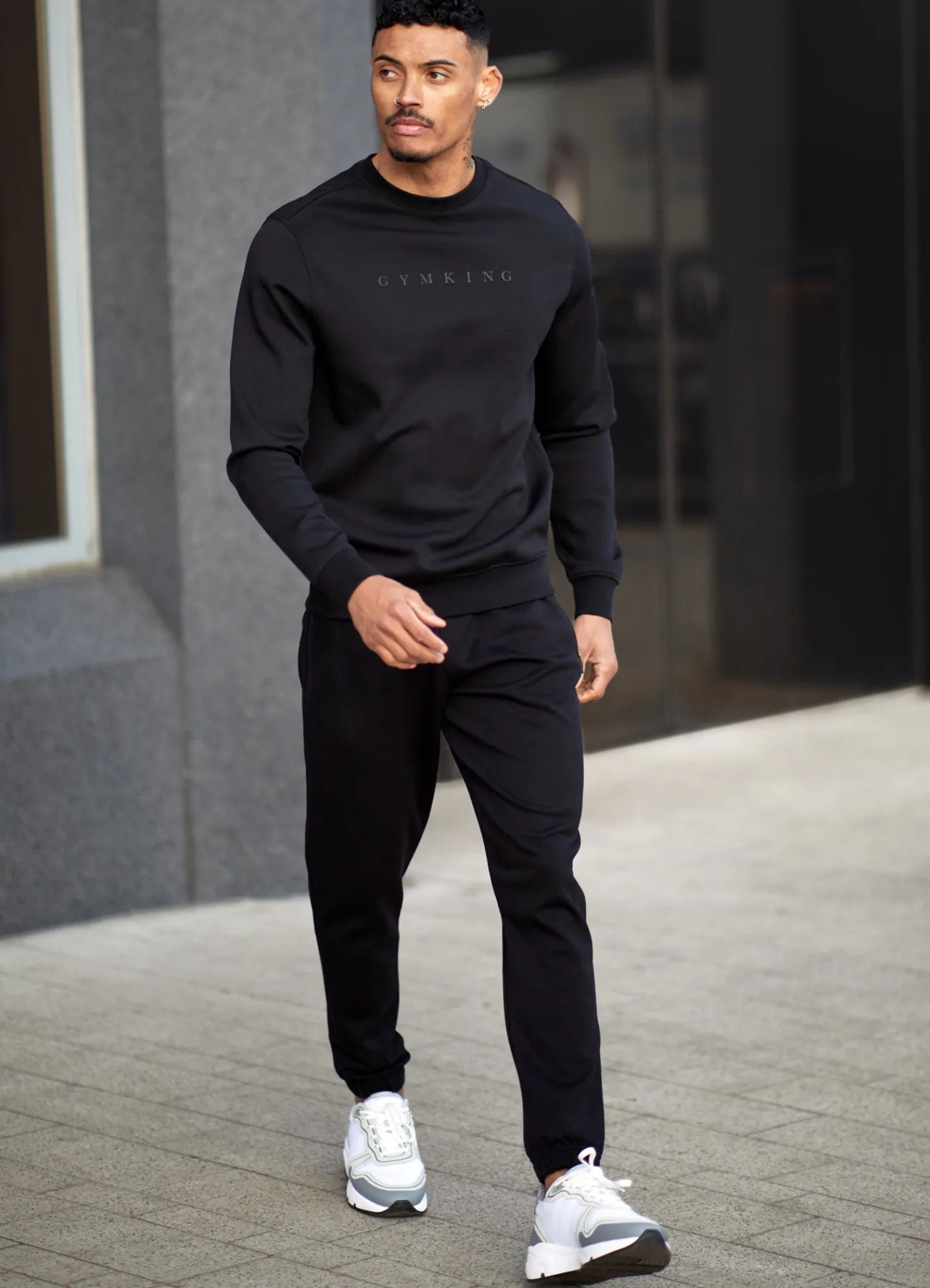 Sweatshirts & Hoodies<Gym King Linear Print Interlock Crew Black