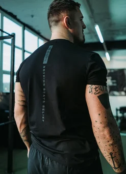 Gymwear<Gym King Nothing Beats Belief Tee Black
