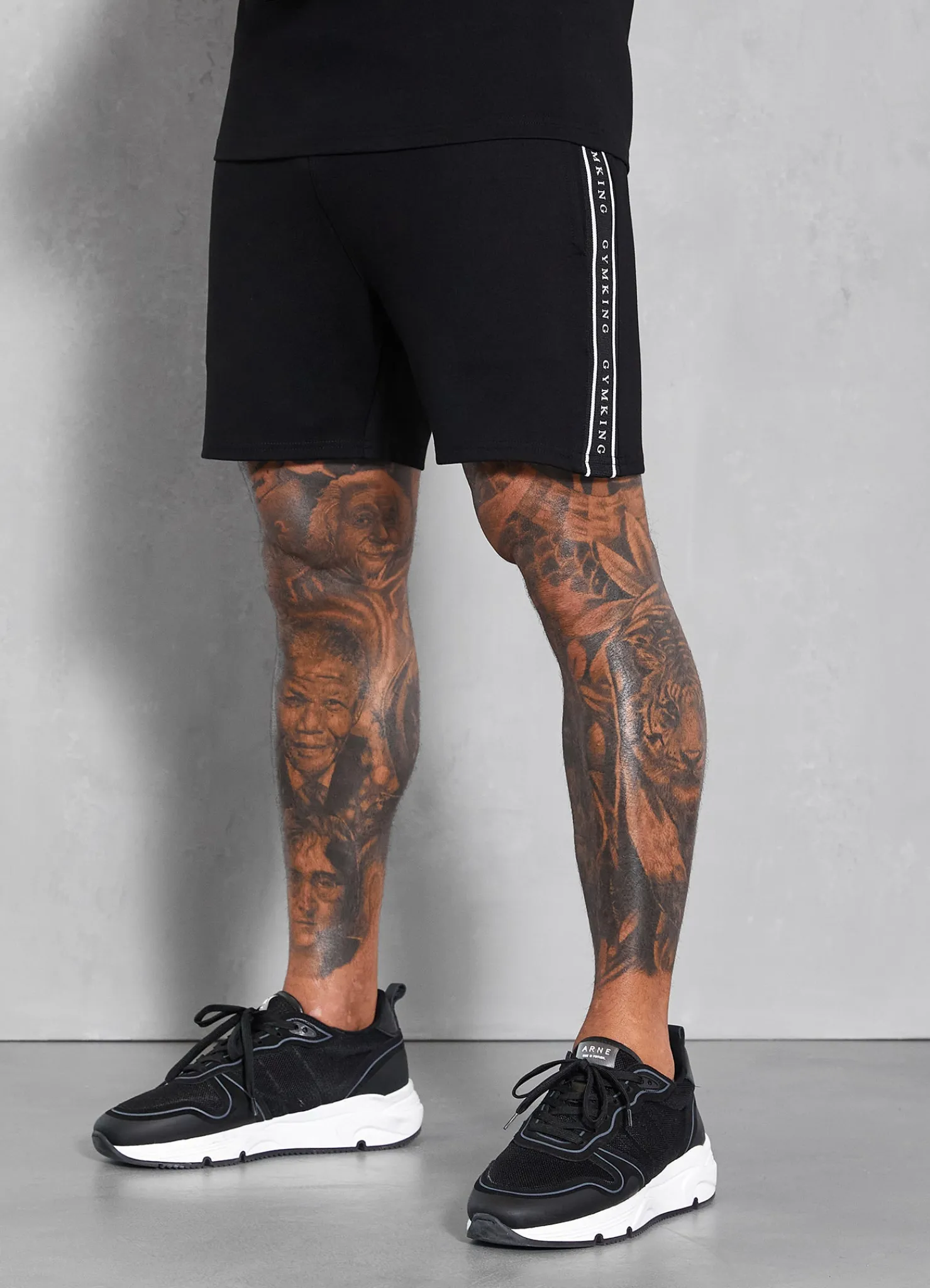 Shorts<Gym King Signature Taped Short Black