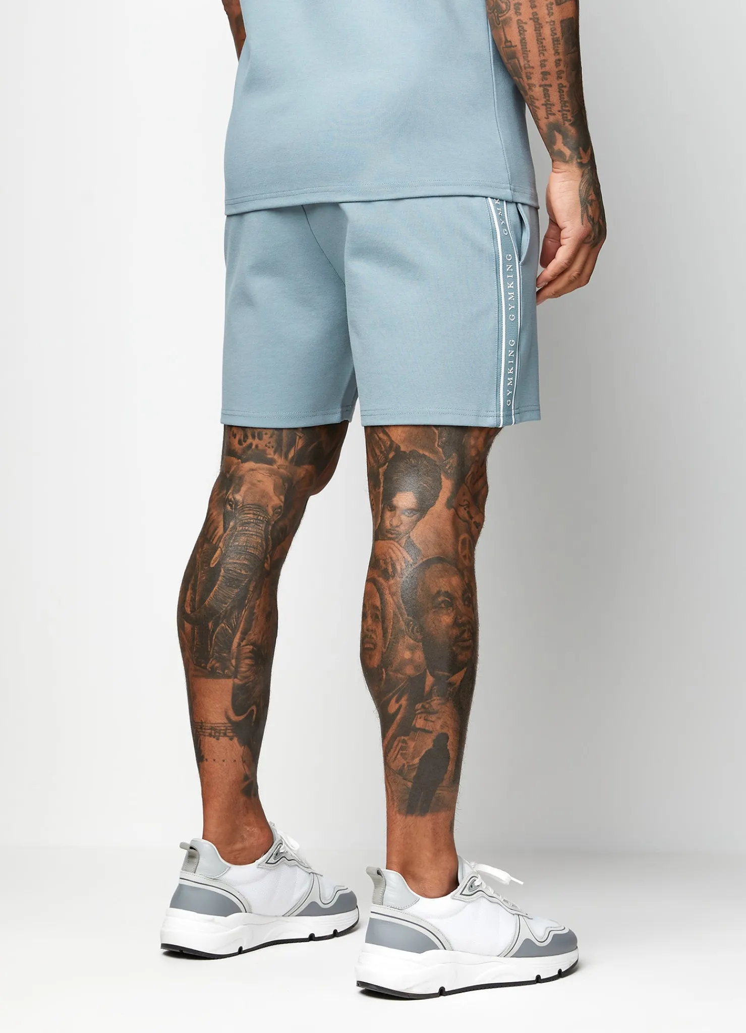 Shorts<Gym King Signature Taped Short Sage