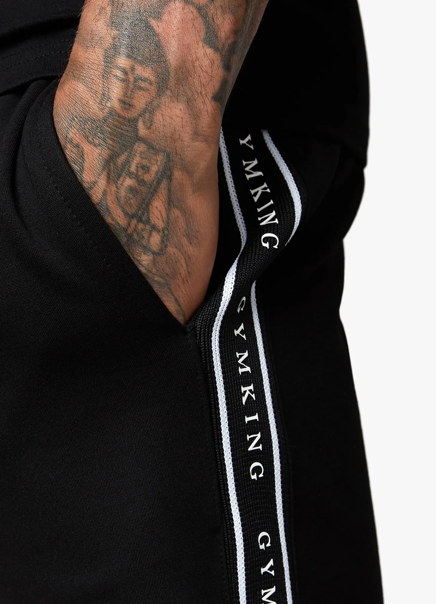 Shorts<Gym King Signature Taped Short Black
